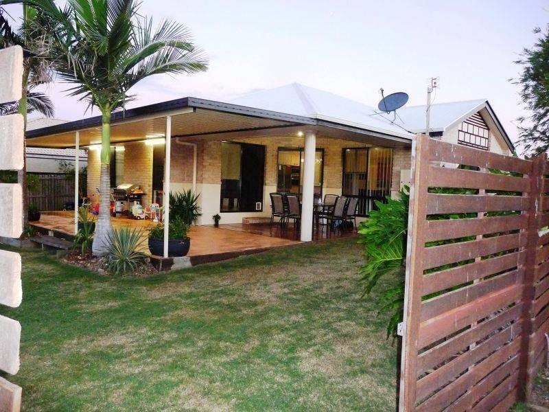 42 Heather Way, Urraween QLD 4655