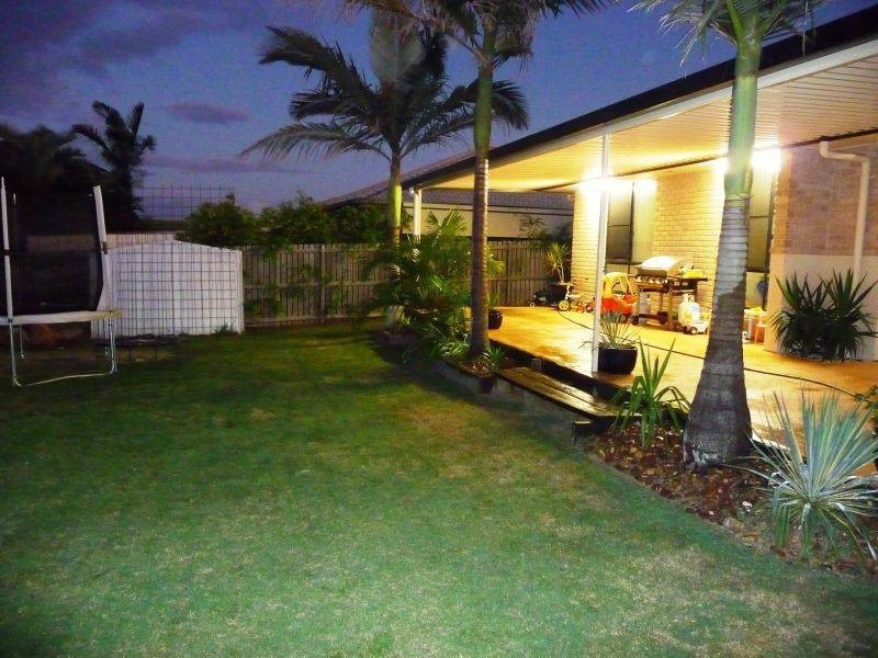 42 Heather Way, Urraween QLD 4655