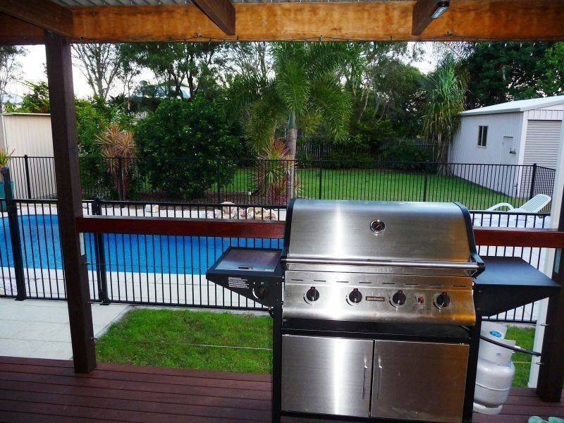 47 Bayrise Dr, Urangan QLD 4655