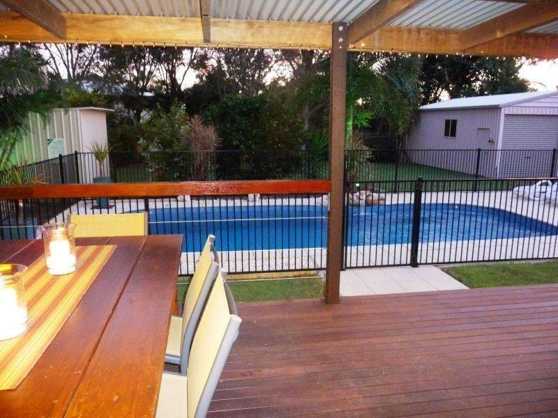 47 Bayrise Dr, Urangan QLD 4655