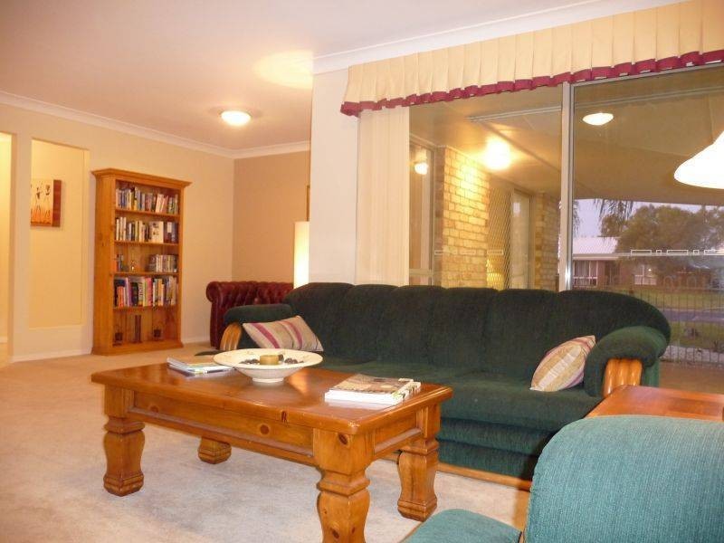 47 Bayrise Dr, Urangan QLD 4655