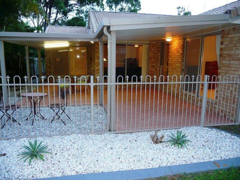 47 Bayrise Dr, Urangan QLD 4655