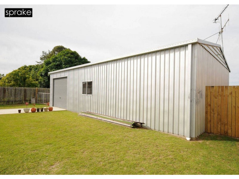 24 Alexander Street, Urangan QLD 4655