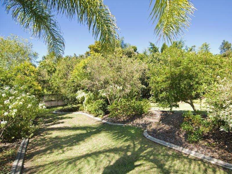 16 Daydream Crt, Kawungan QLD 4655