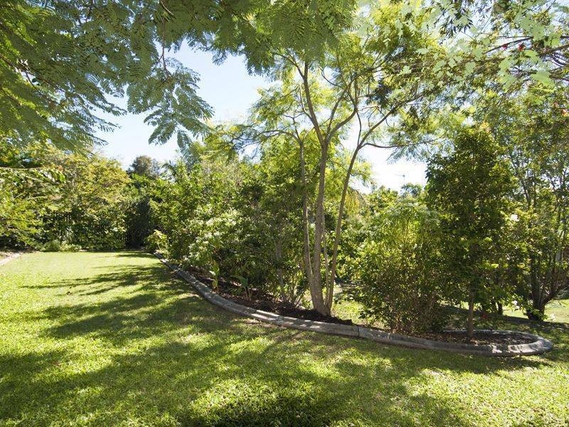 16 Daydream Crt, Kawungan QLD 4655