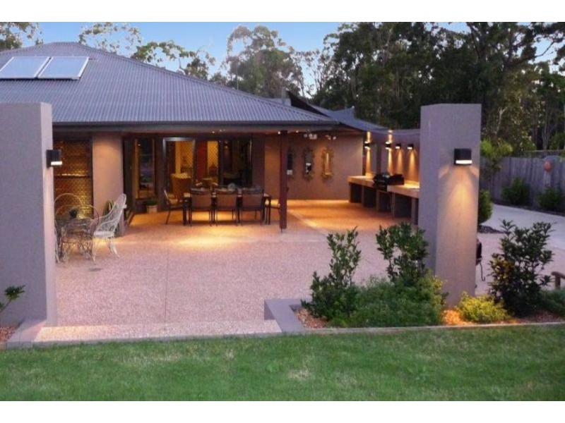 Lot 5, 34 Hughes Rd, Urangan QLD 4655