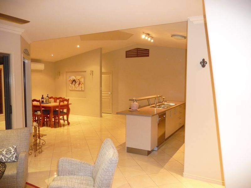 Lot 5, 34 Hughes Rd, Urangan QLD 4655