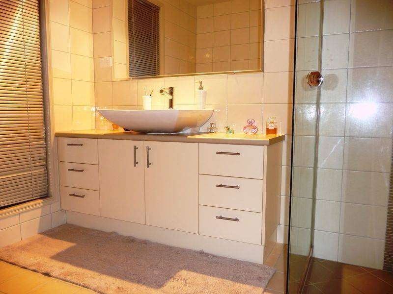 Lot 5, 34 Hughes Rd, Urangan QLD 4655