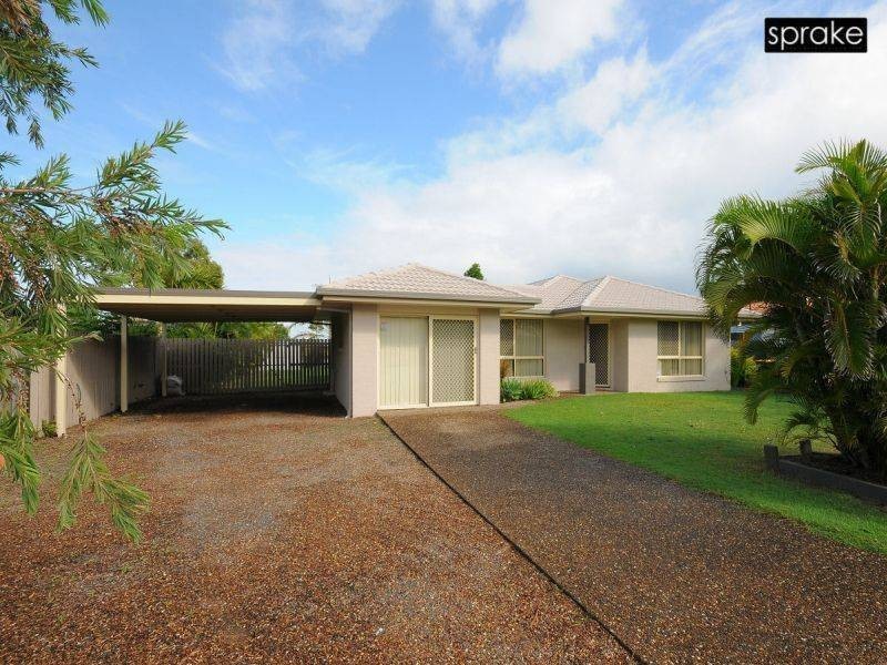 11 Brolga Crt, Eli Waters QLD 4655