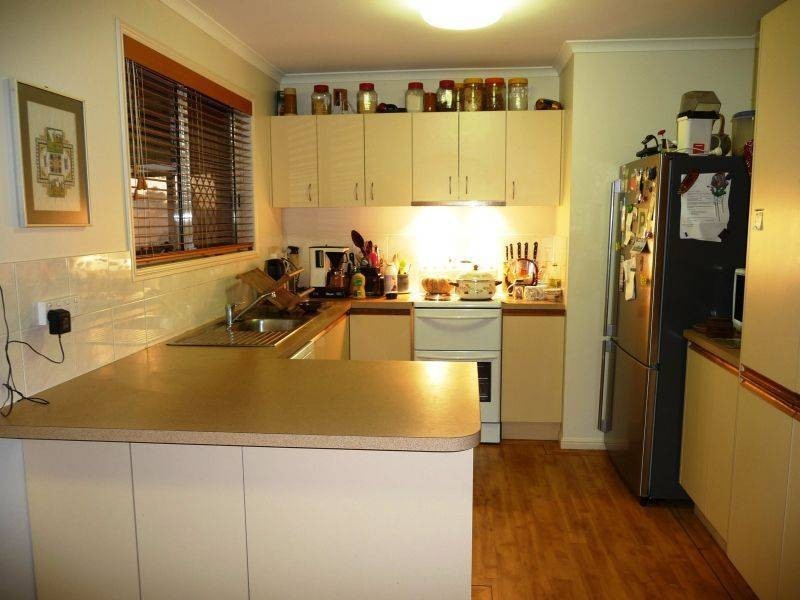 11 Brolga Crt, Eli Waters QLD 4655