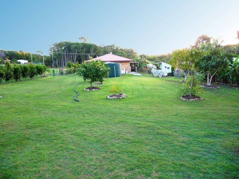 30 Blue Water Rd, Booral QLD 4655