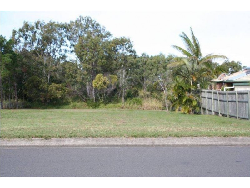 154 Pulgul Street, Urangan QLD 4655