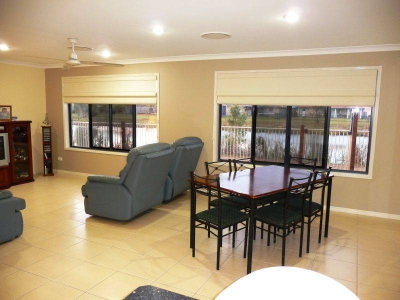 16 Kingston Court, Point Vernon QLD 4655