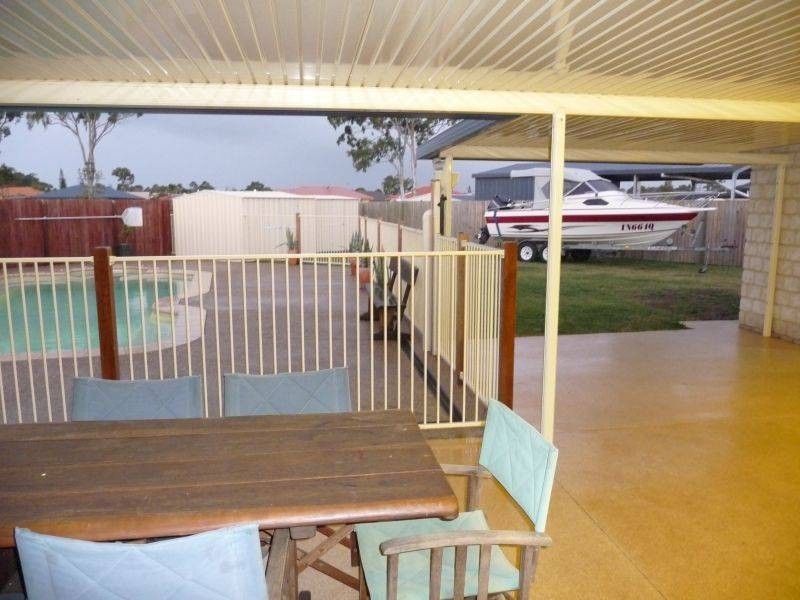 16 Kingston Court, Point Vernon QLD 4655