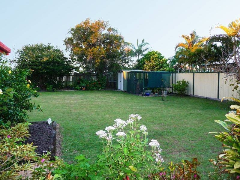 30 Bayrise Drive, Urangan QLD 4655