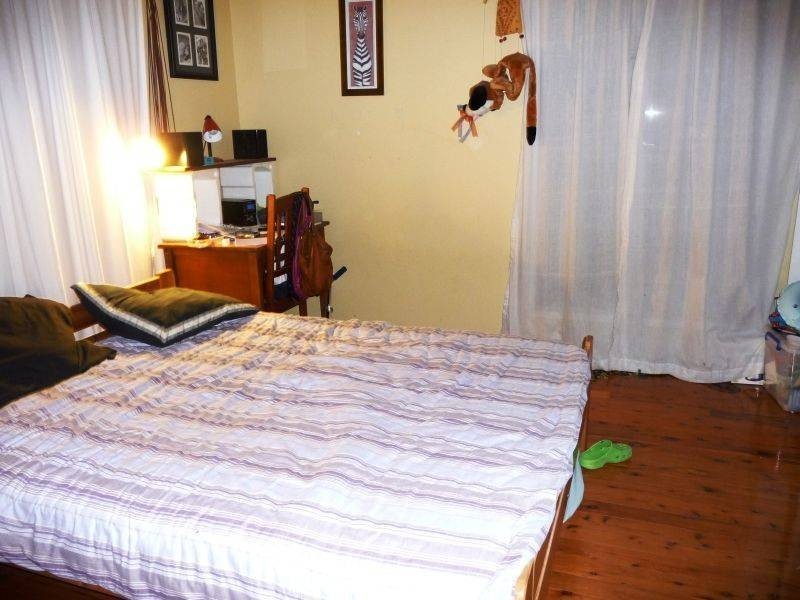 26 Hillcrest Ave, Scarness QLD 4655