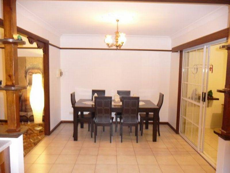 6 Holiday Pde, Scarness QLD 4655