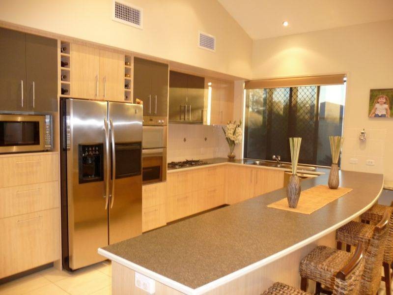 31 Harrison Cct, Urangan QLD 4655