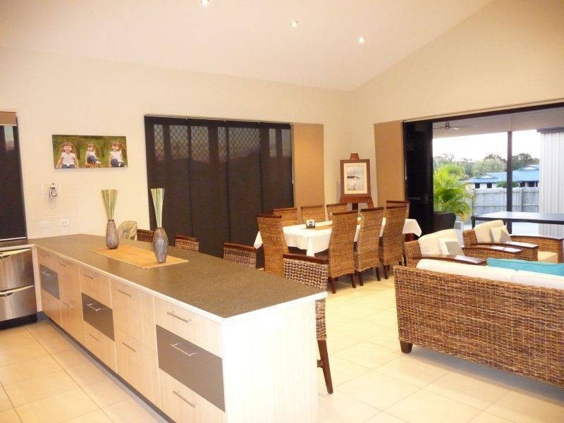 31 Harrison Cct, Urangan QLD 4655