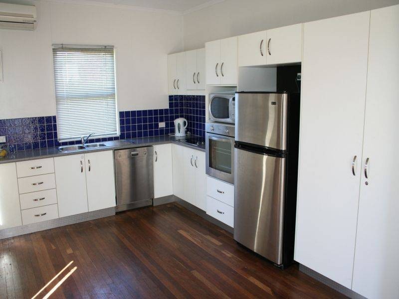 183 Esplanade, Point Vernon QLD 4655