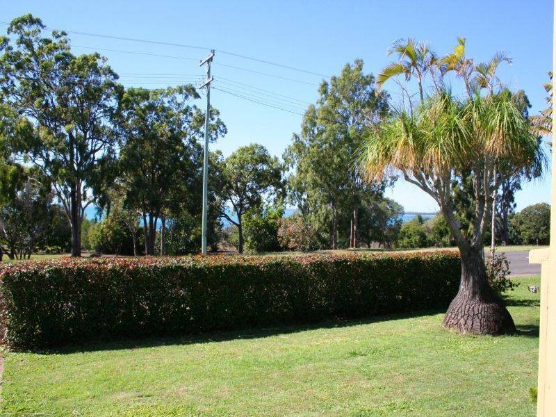 183 Esplanade, Point Vernon QLD 4655