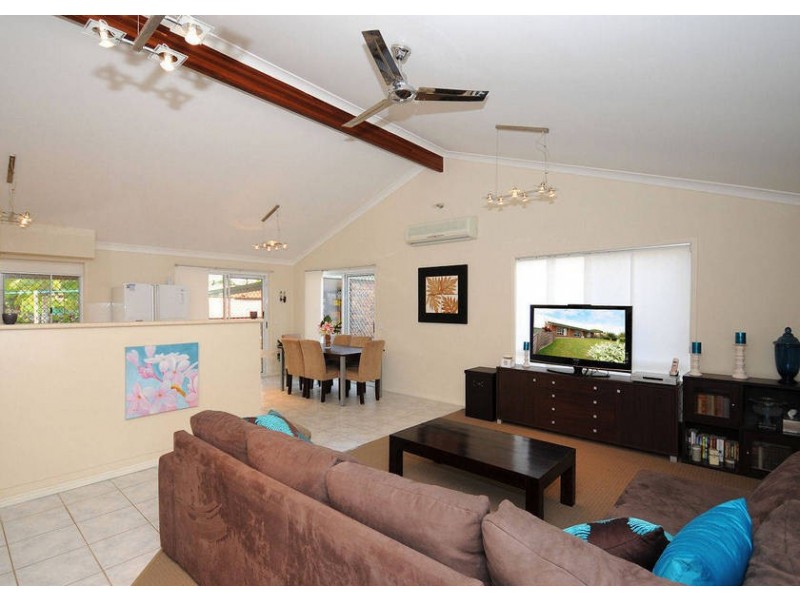 28 Fairway Drive, Urraween QLD 4655