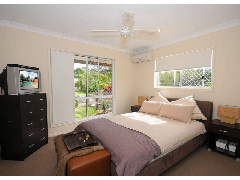 28 Fairway Drive, Urraween QLD 4655