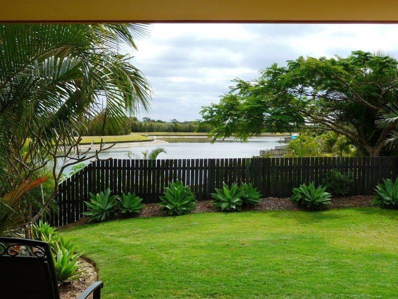 11 Currawong Crt, Eli Waters QLD 4655