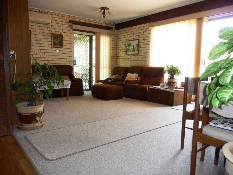 363 Boat Harbour Dr, Scarness QLD 4655