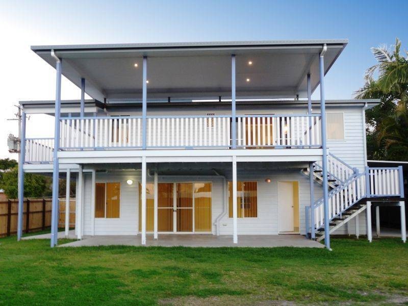 7 Hansen St, Urangan QLD 4655