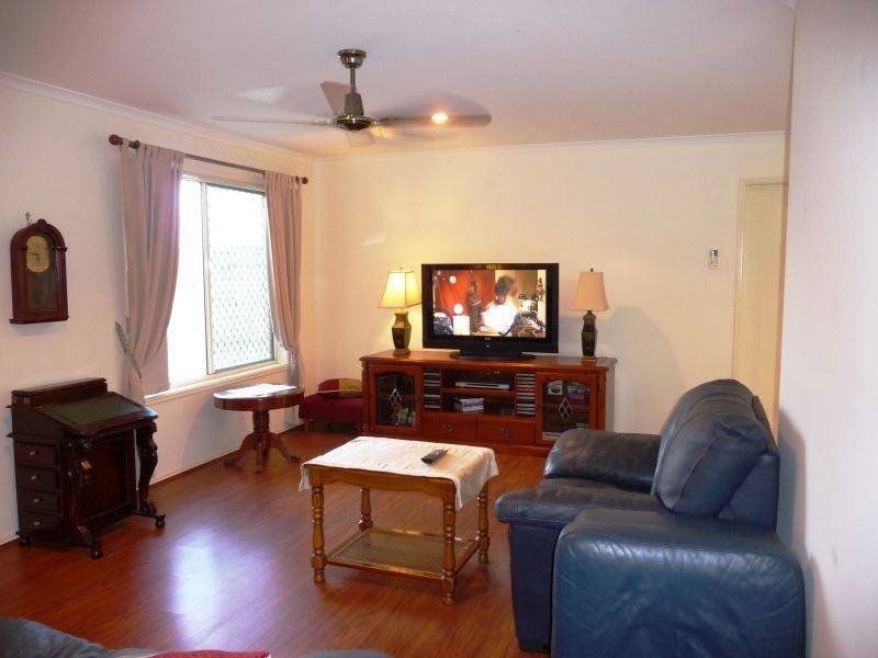 54 Anchorage Cct, Point Vernon QLD 4655