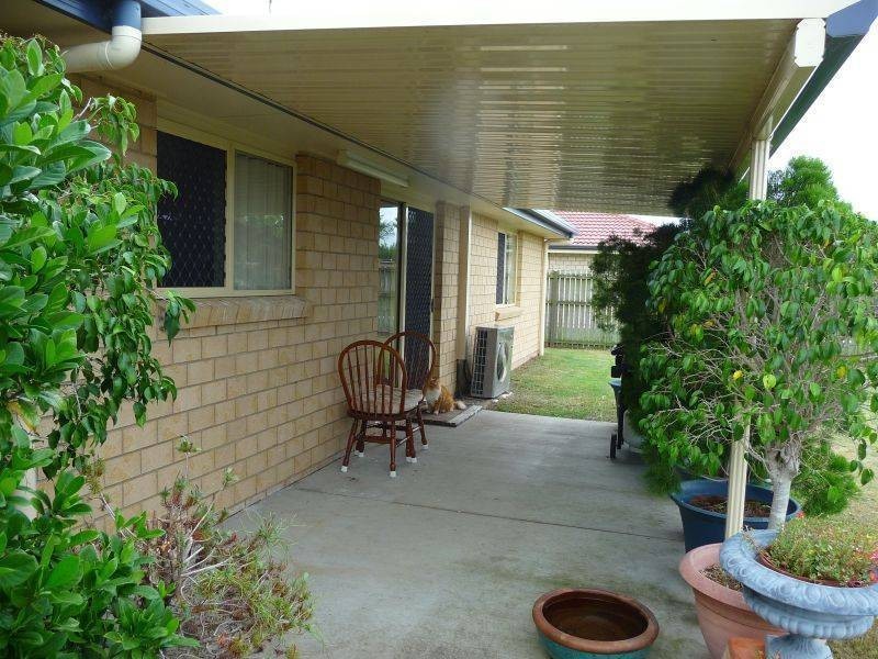 54 Anchorage Cct, Point Vernon QLD 4655