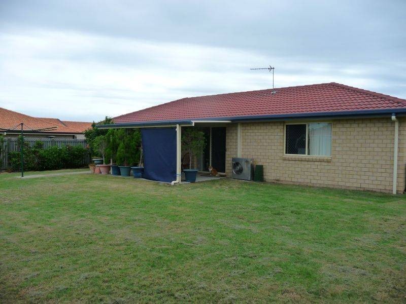 54 Anchorage Cct, Point Vernon QLD 4655