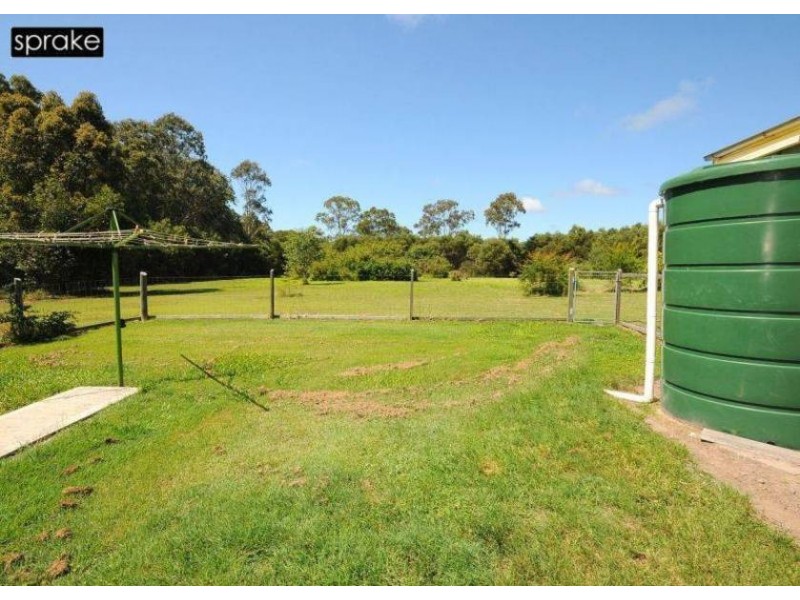 18 Maddever Road, Booral QLD 4655