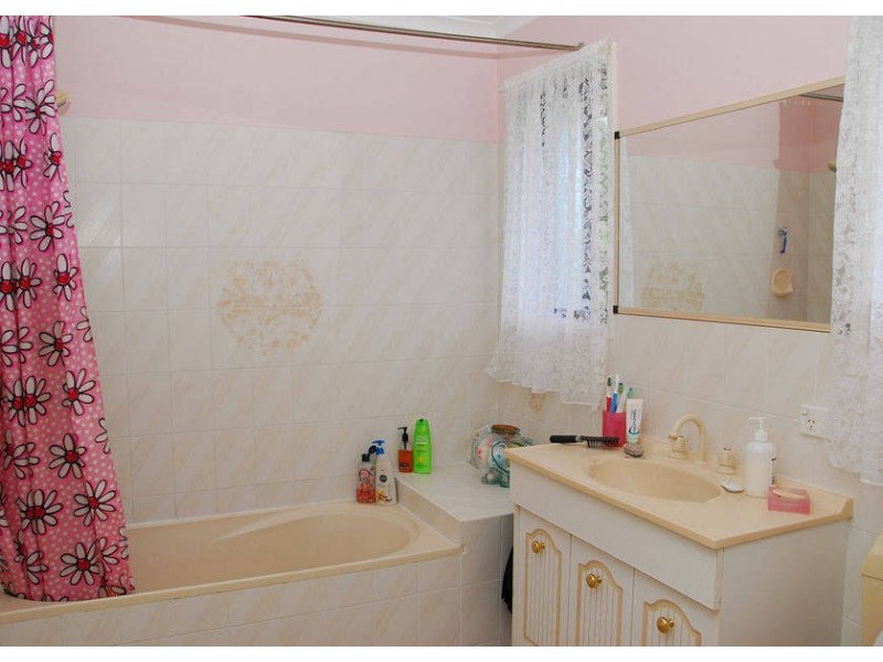 7 Namwen Court, Pialba QLD 4655