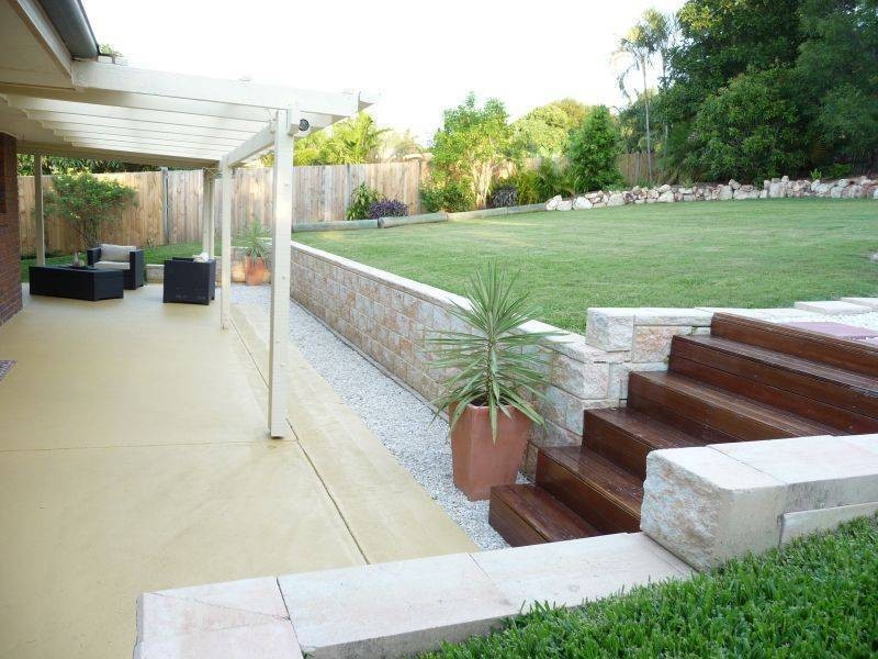 4 Daydream Crt, Kawungan QLD 4655