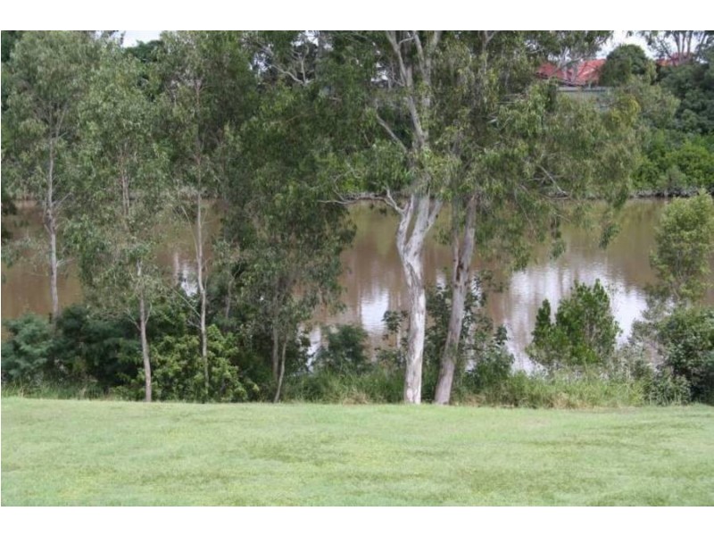 75 Dundas Street, Maryborough QLD 4650