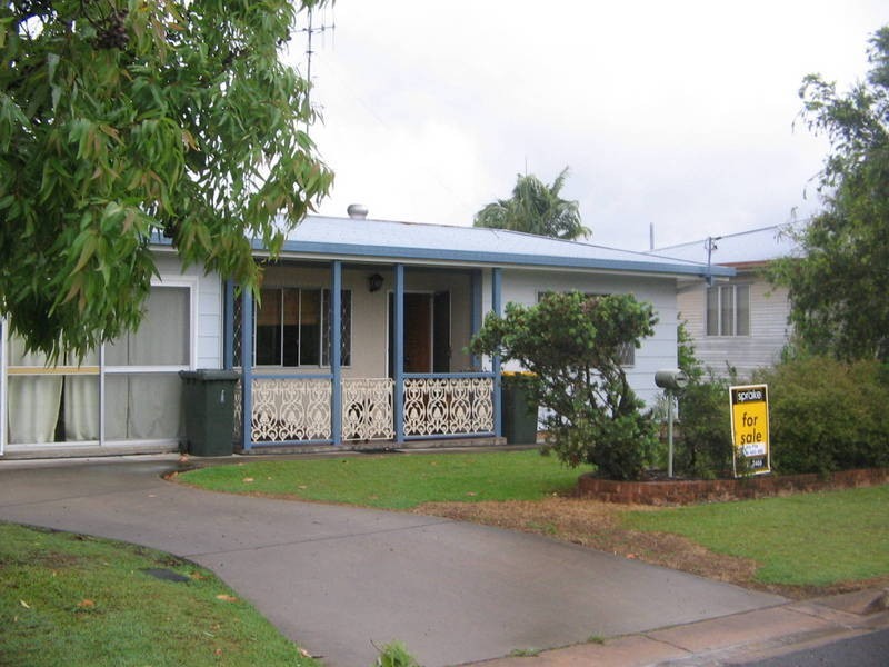 20 Gillhespy Street, Maryborough QLD 4650