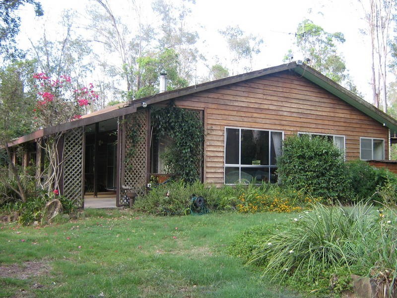 Teddington QLD 4650