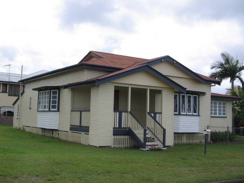 2 New Street, Maryborough QLD 4650