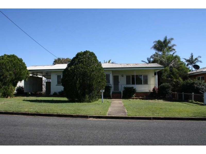 6 Wynne Parade, Maryborough QLD 4650