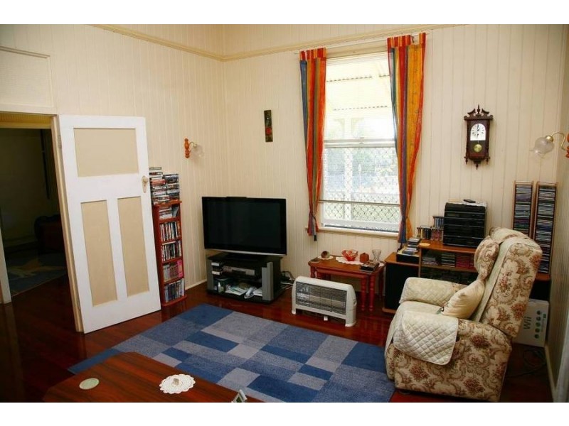 34 North Street, Maryborough QLD 4650