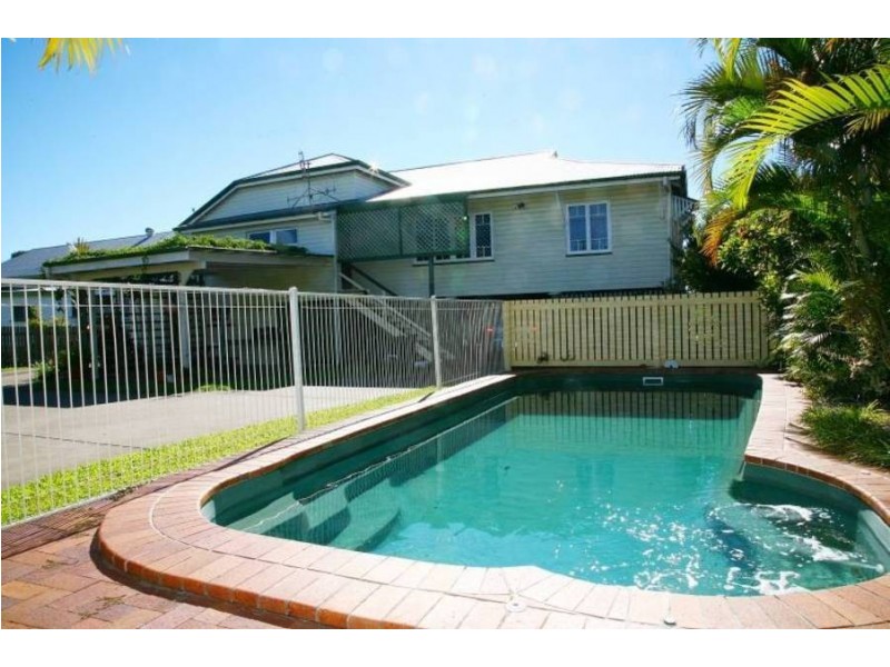34 North Street, Maryborough QLD 4650