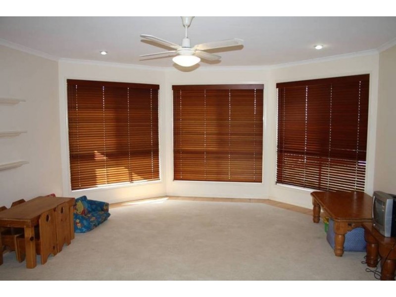 6 Leonard Court, Tinana QLD 4650