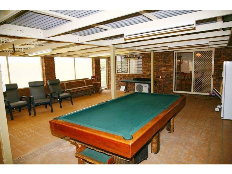 10 Saunders Road, Oakhurst QLD 4650