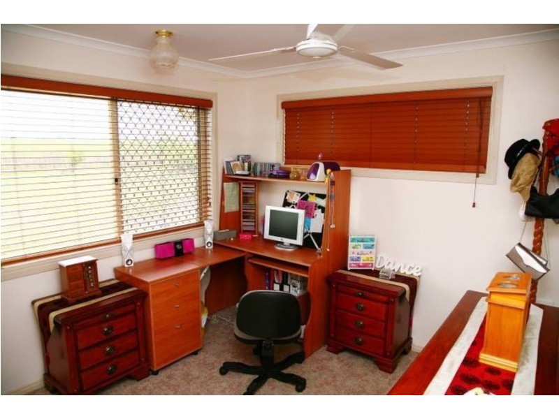 10 Saunders Road, Oakhurst QLD 4650