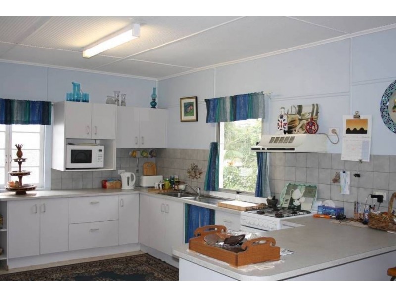 12 Crimmens Street, Maryborough QLD 4650