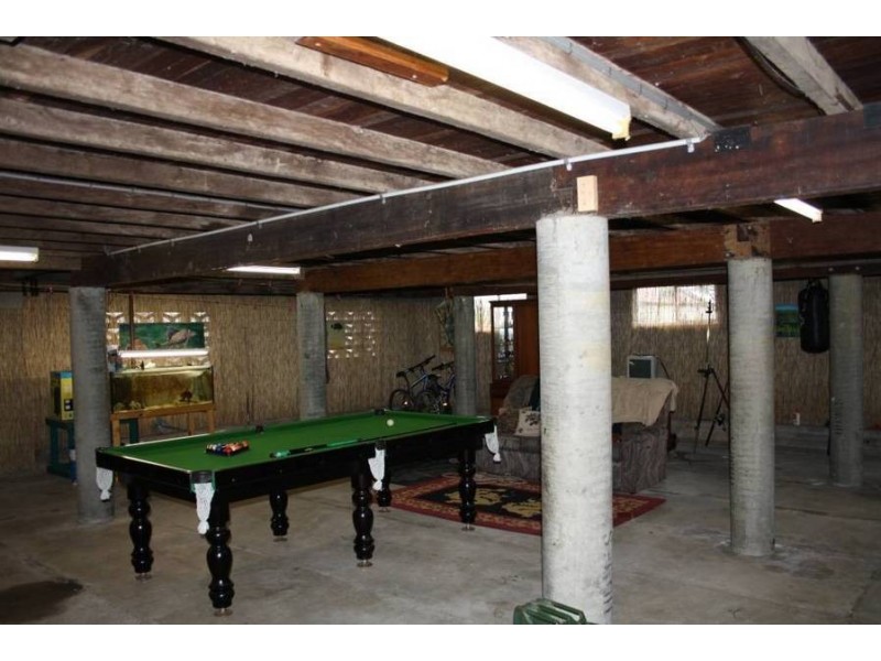 12 Crimmens Street, Maryborough QLD 4650