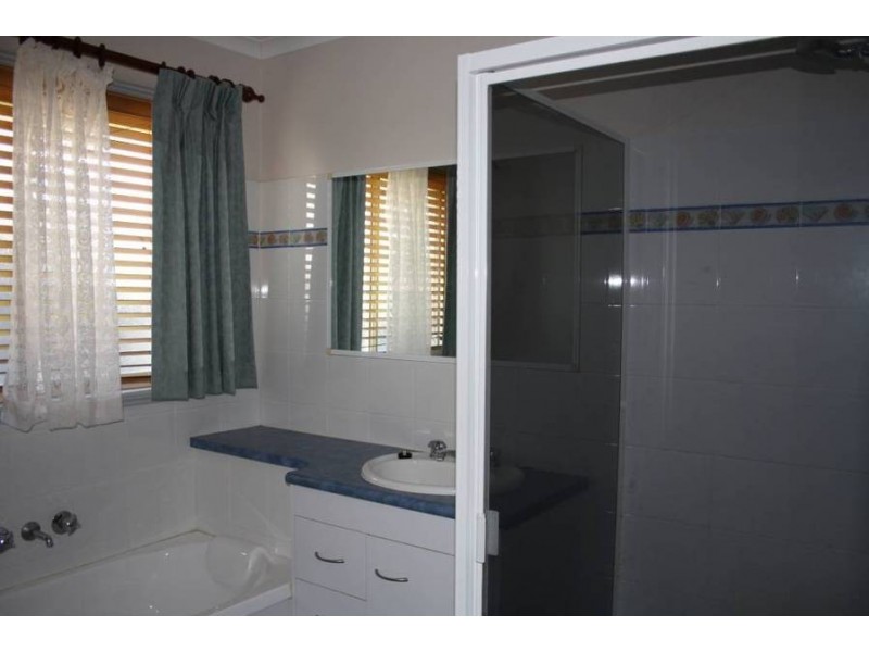 5 Leonard Court, Tinana QLD 4650