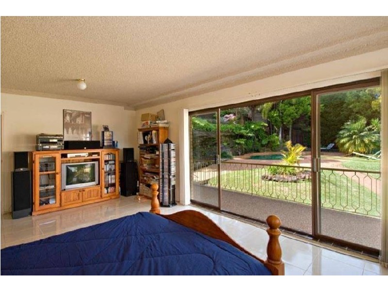 4 Myuna Place, Lilli Pilli NSW 2229